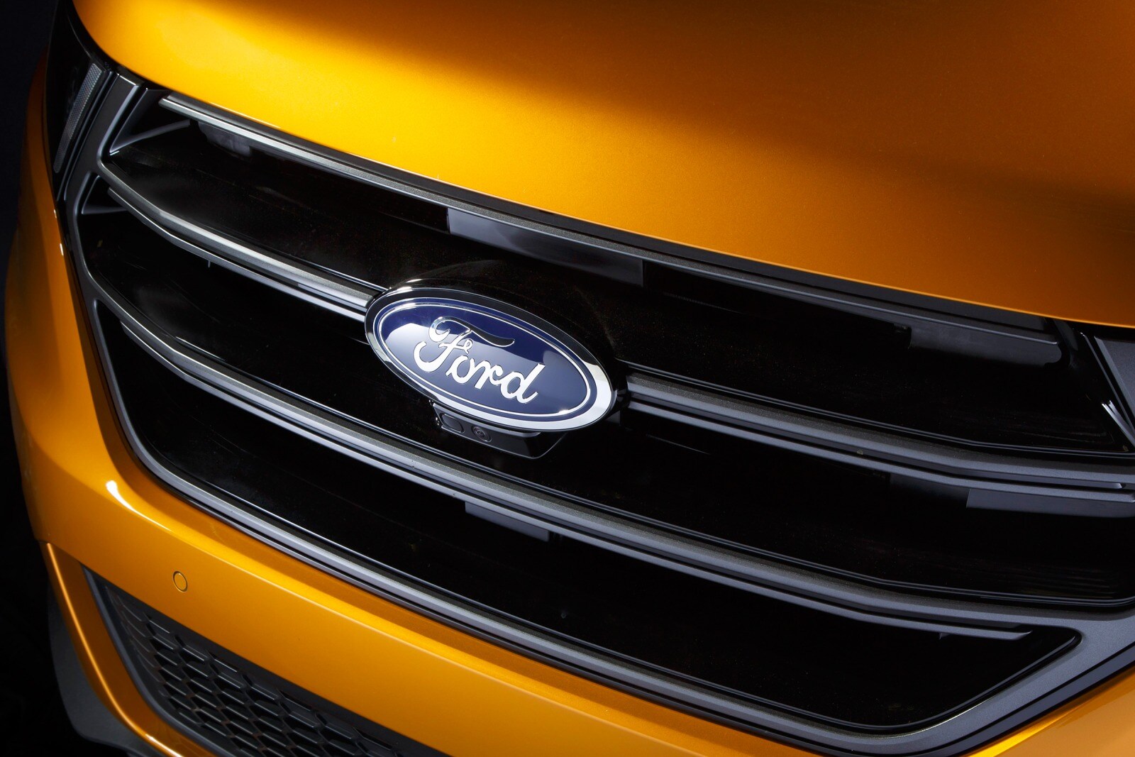 2016 Ford Edge exterior FBDG