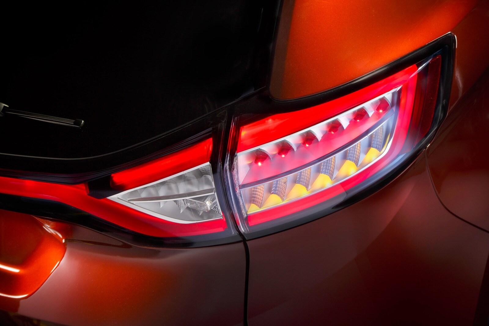 2016 Ford Edge front safety EDETAIL