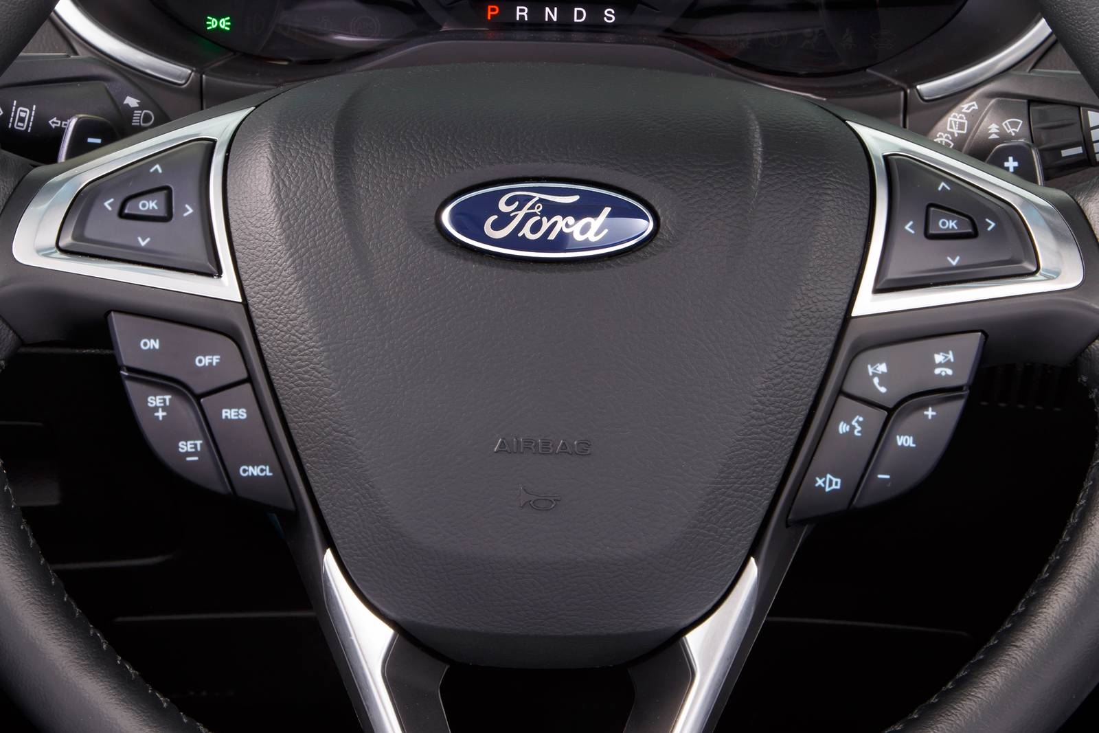2017 Ford Edge interior SWD