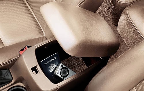 2007 Ford Escape Hybrid interior CC