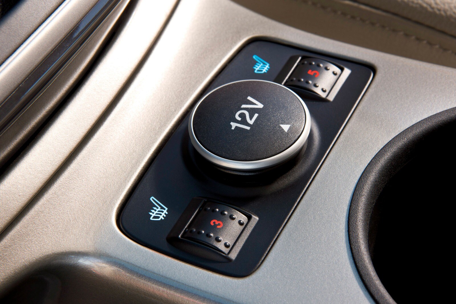 2013 Ford Escape interior DETAIL