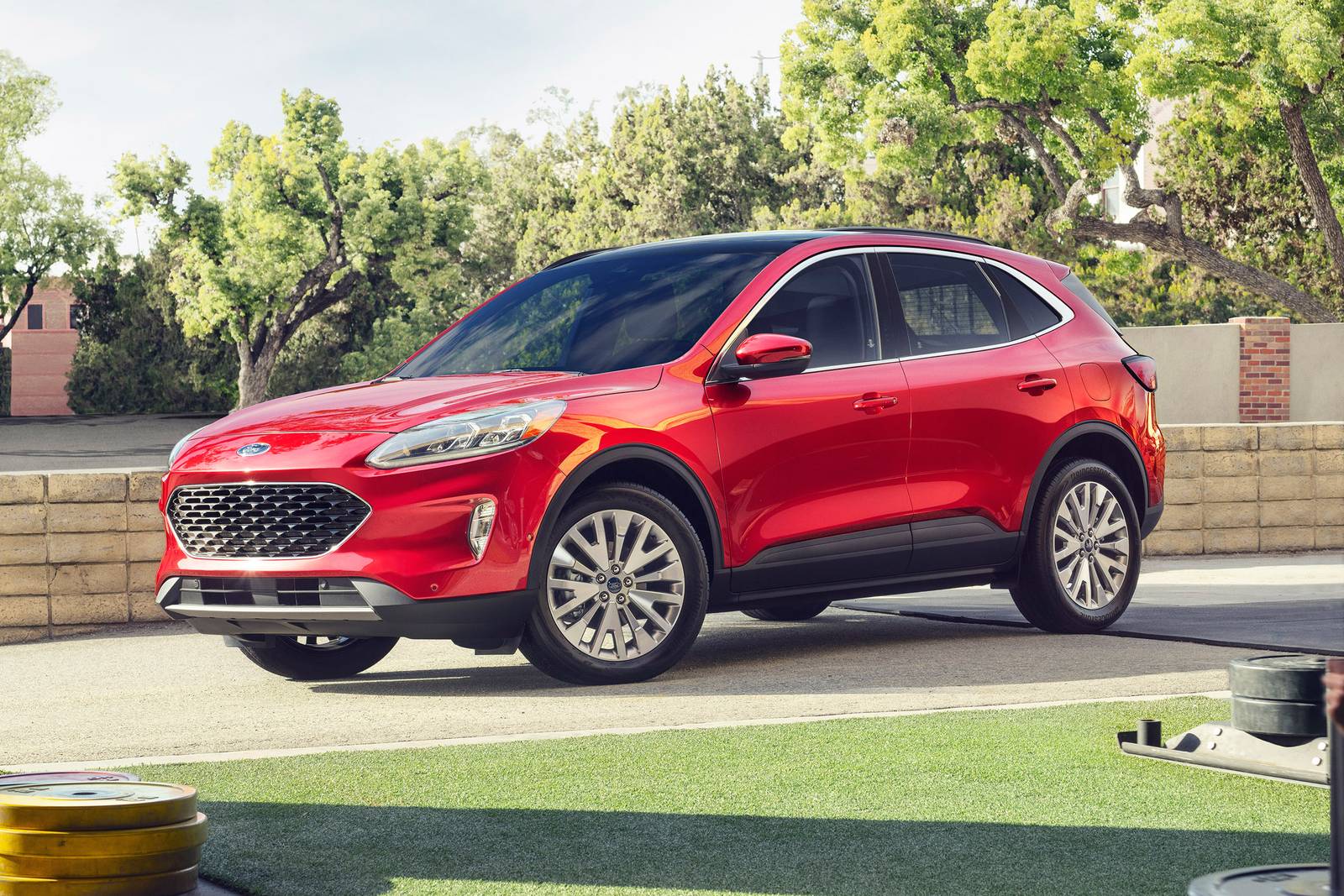 2020 Ford Escape exterior FQ