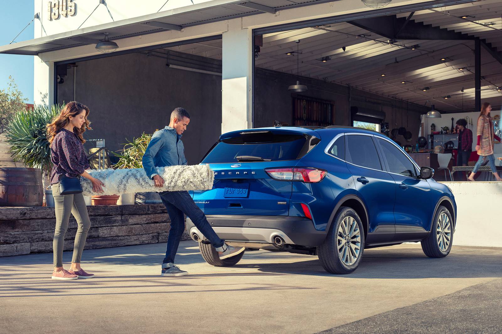 2021 Ford Escape exterior LIFE1