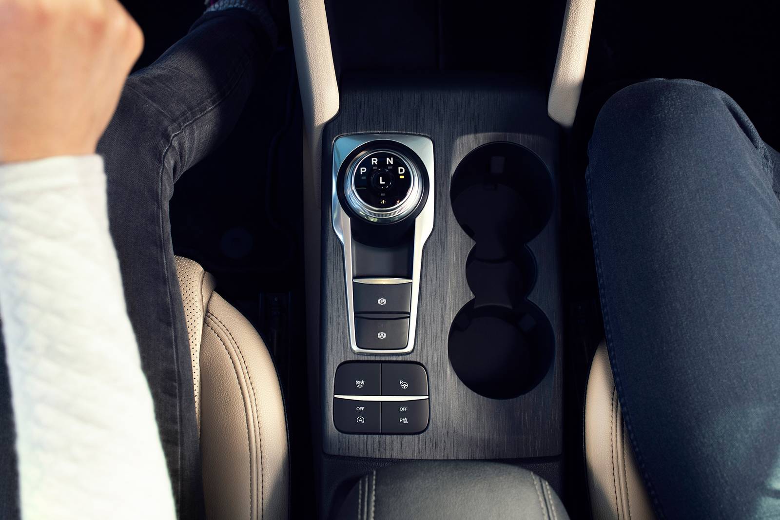 2021 Ford Escape interior SHF