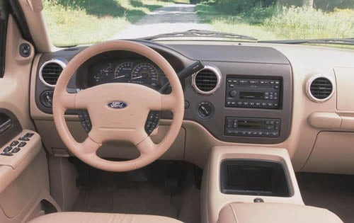2003 Ford Expedition interior D