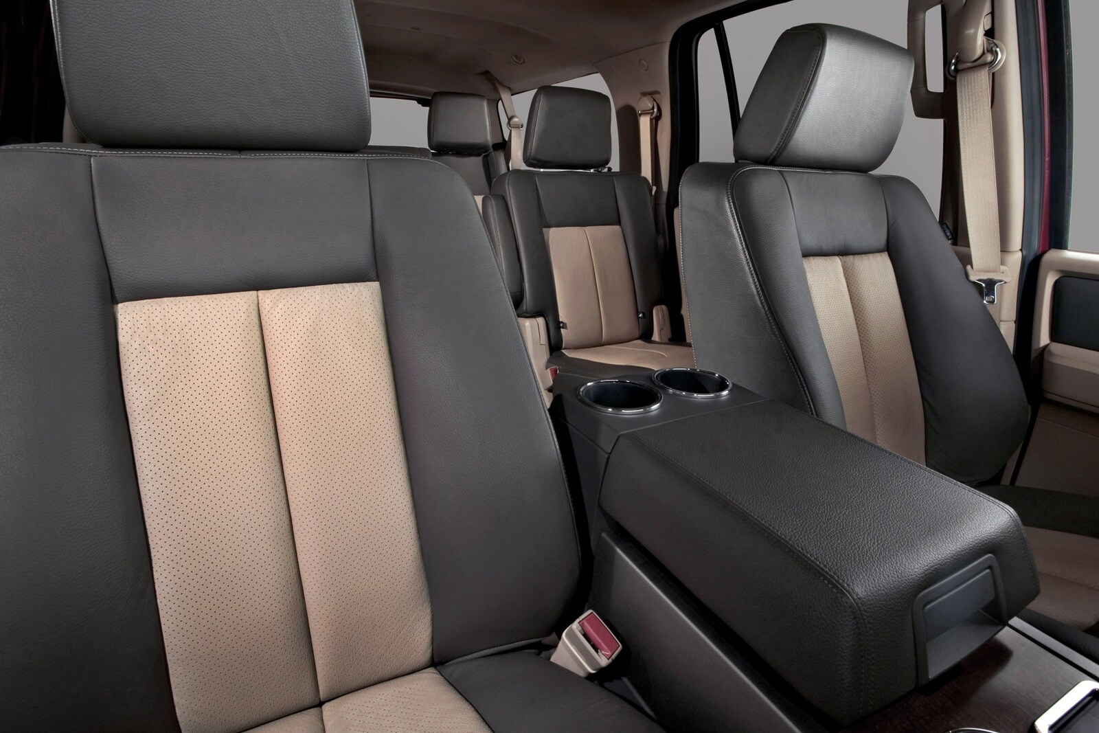 2008 Ford Expedition interior I