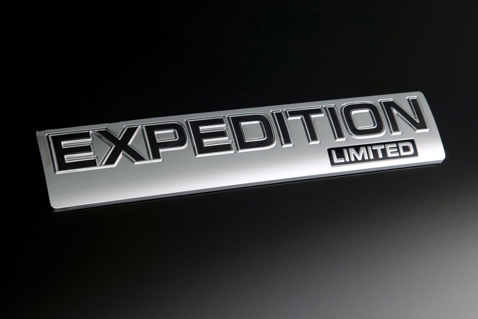 2008 Ford Expedition exterior RBDG