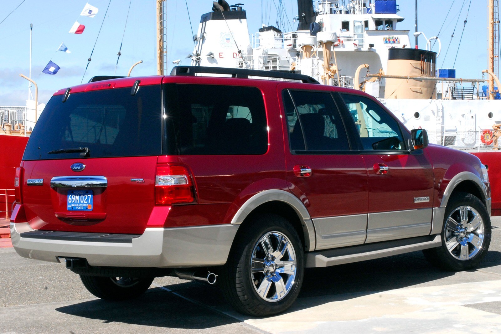 2009 Ford Expedition Eddie Bauer 4dr SUV Exterior