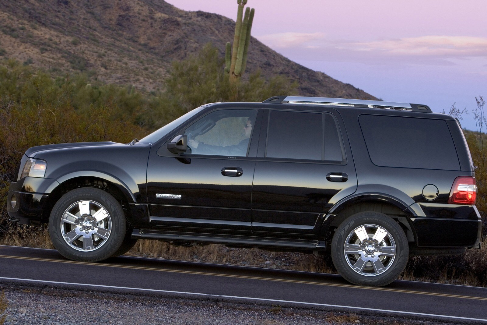 2009 Ford Expedition Limited 4dr SUV Exterior