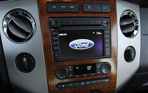 2011 Ford Expedition interior CC
