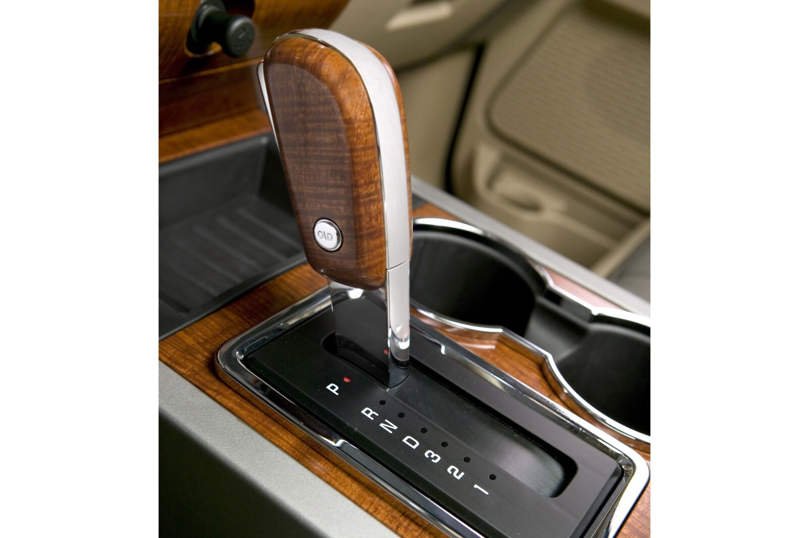 2013 Ford Expedition interior SHF