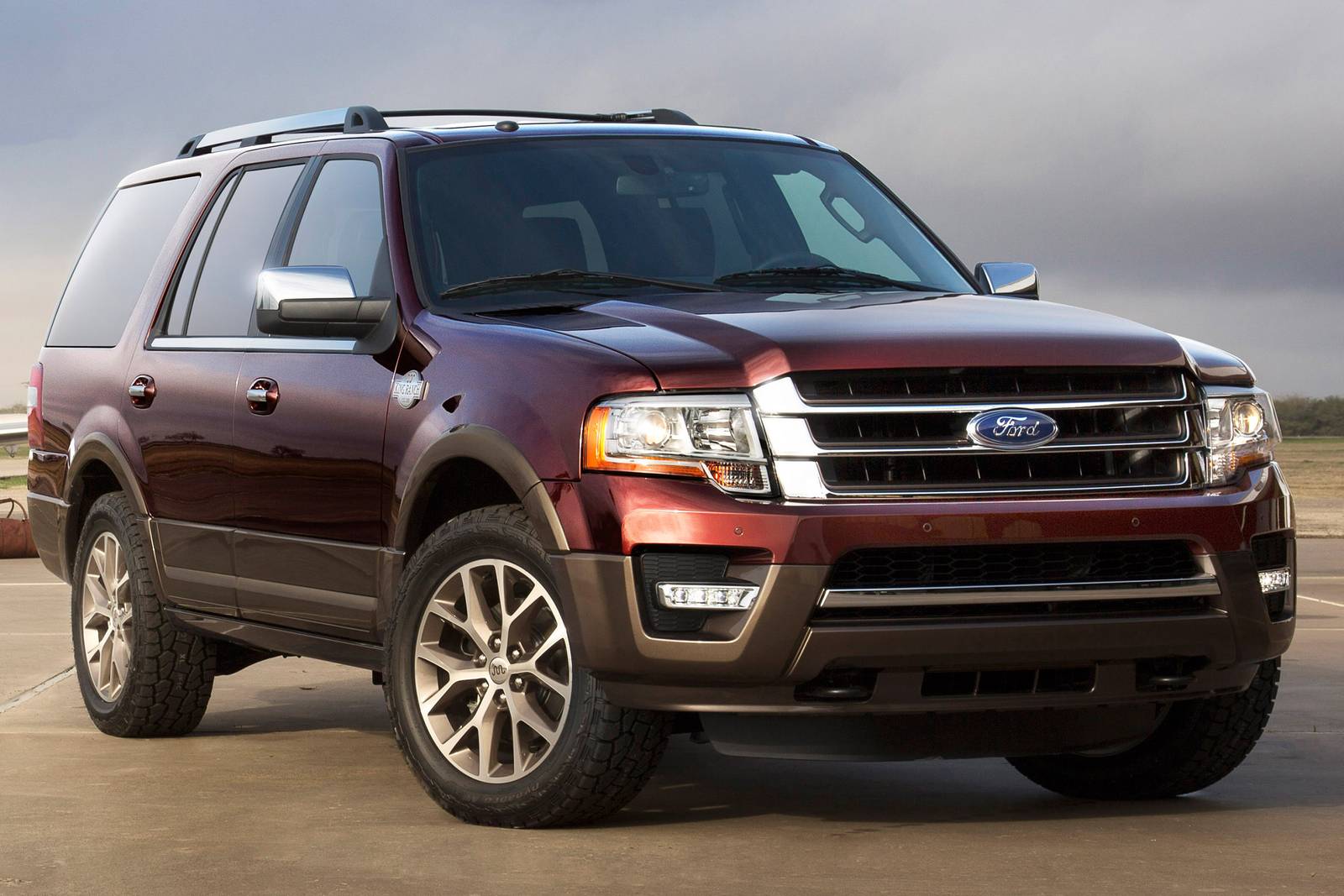 2016 Ford Expedition exterior FQ