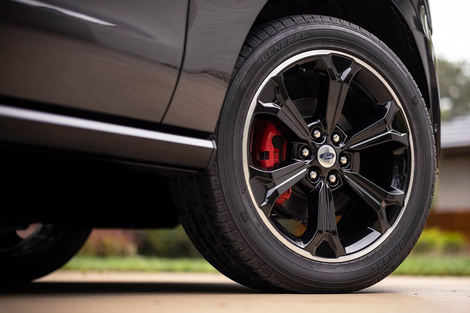 2022 Ford Expedition exterior W