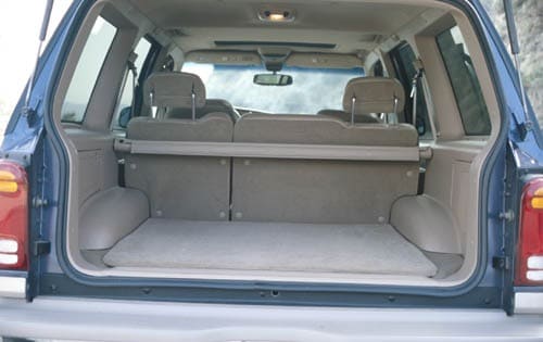 2000 Ford Explorer interior CARGO