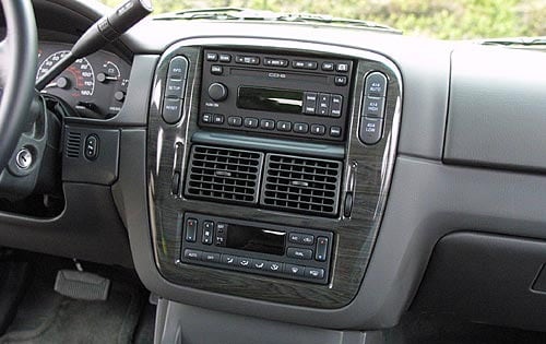 2002 Ford Explorer interior CC