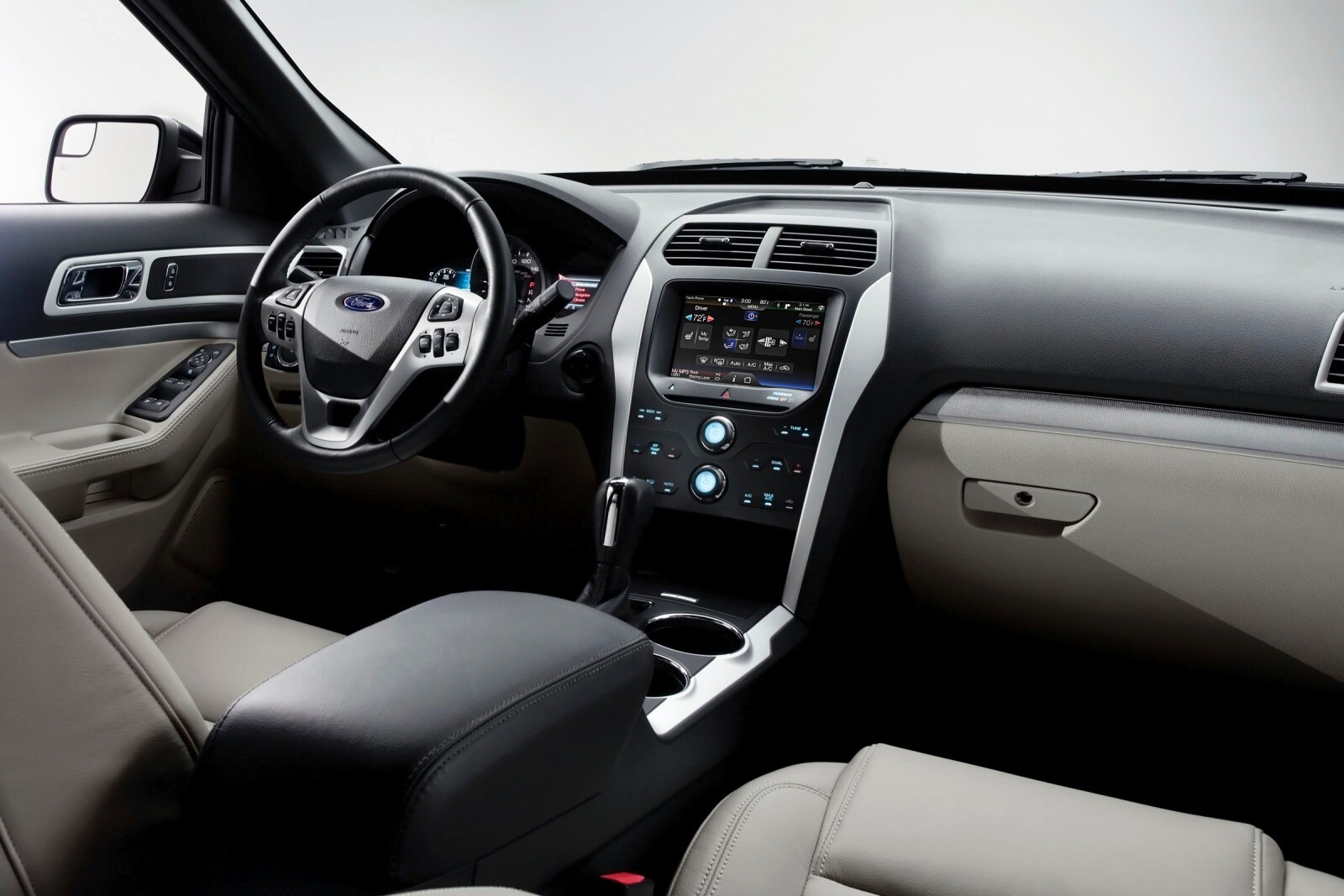 2013 Ford Explorer interior I