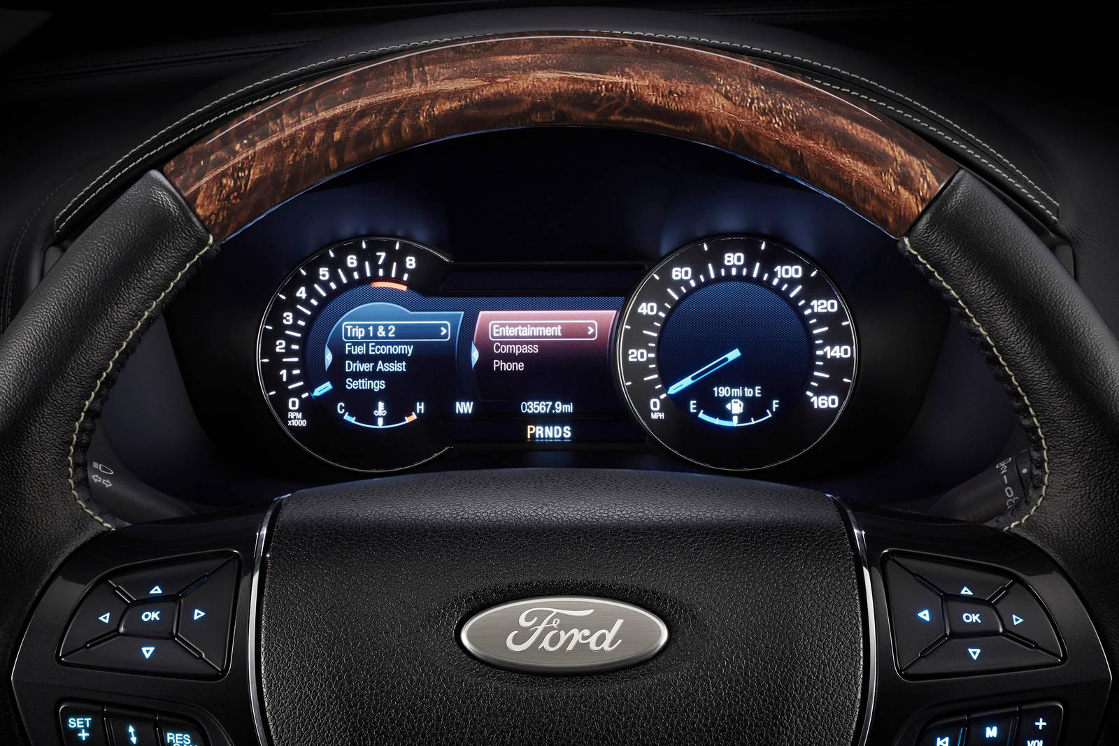2018 Ford Explorer interior G
