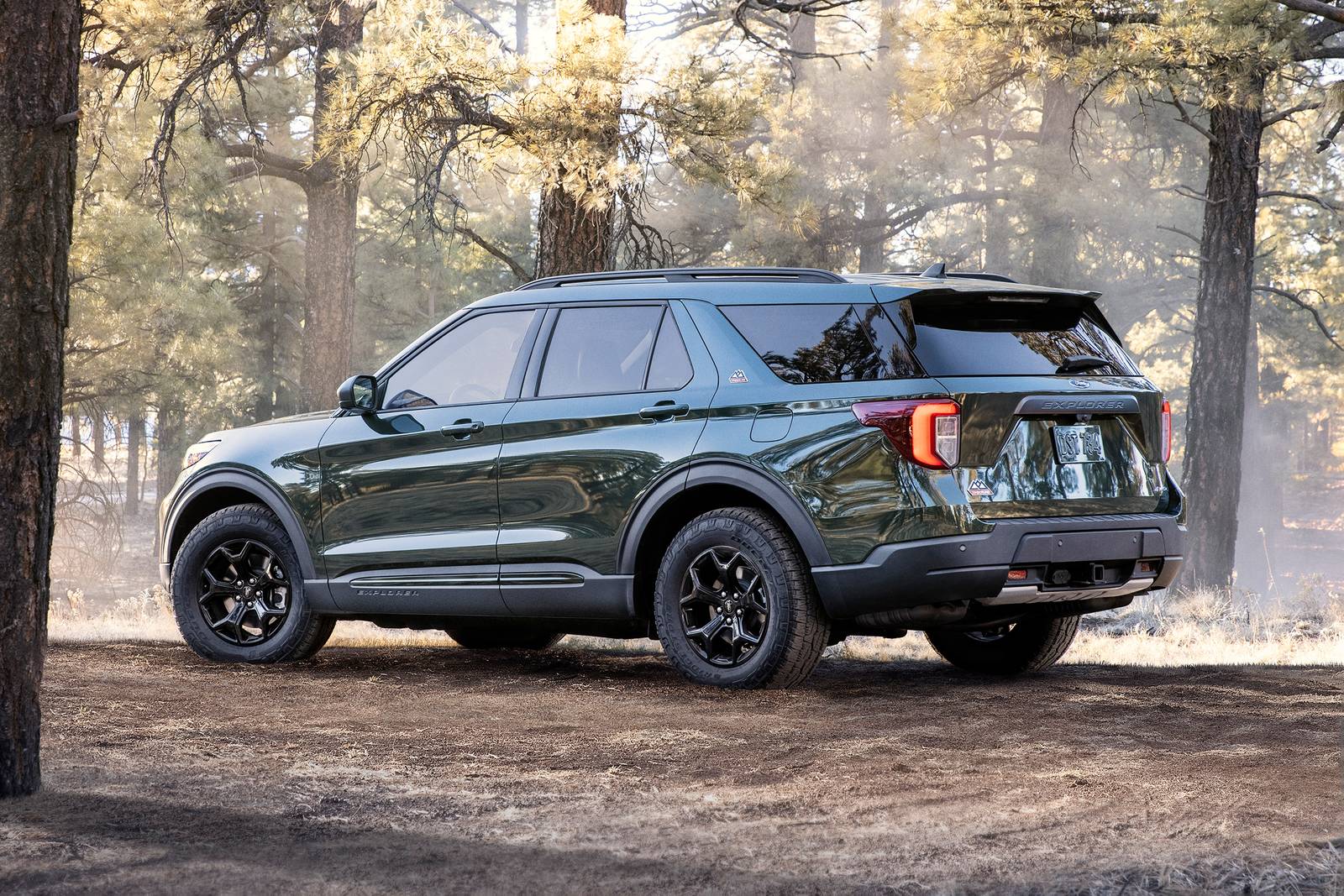 2021 Ford Explorer exterior FQ