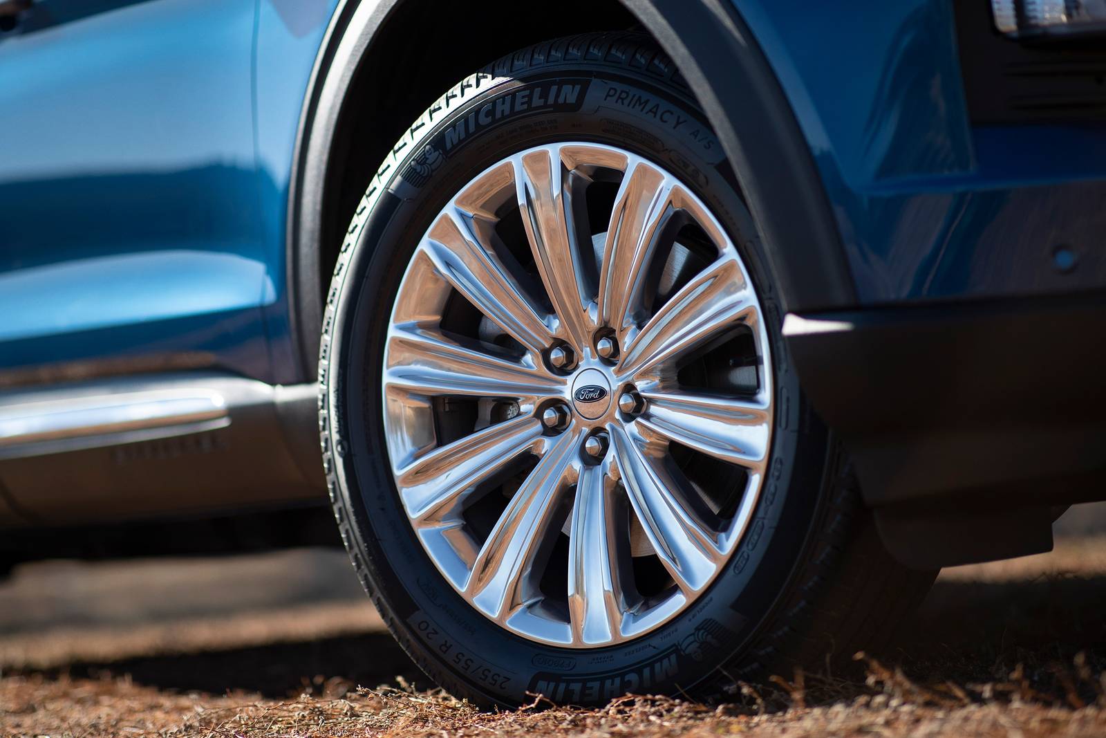 2023 Ford Explorer exterior W