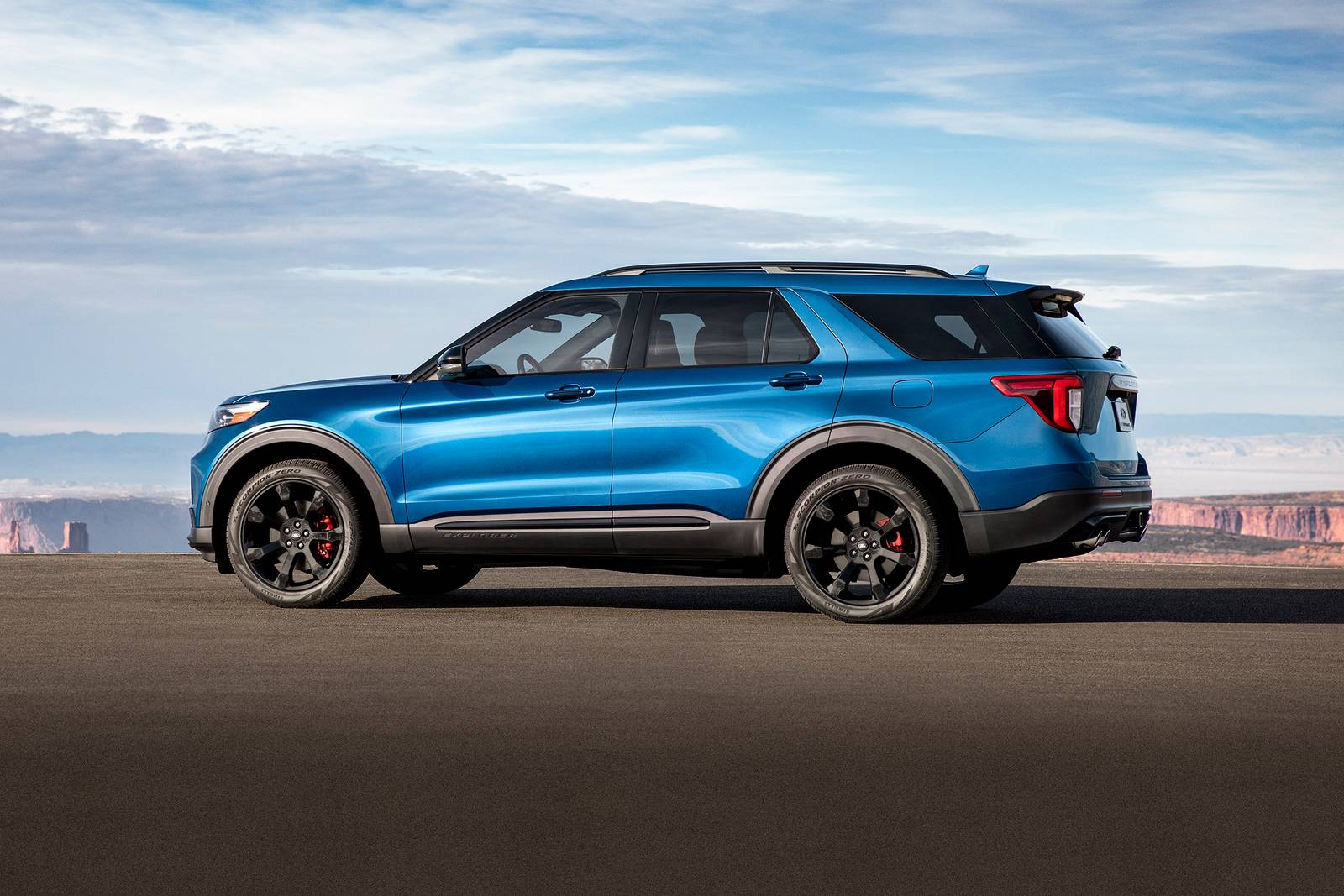 2023 Ford Explorer exterior F