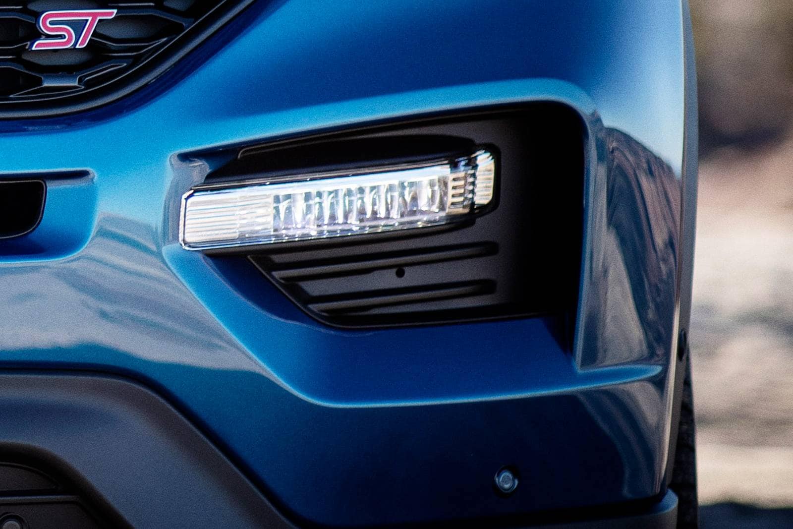 2023 Ford Explorer exterior FOG