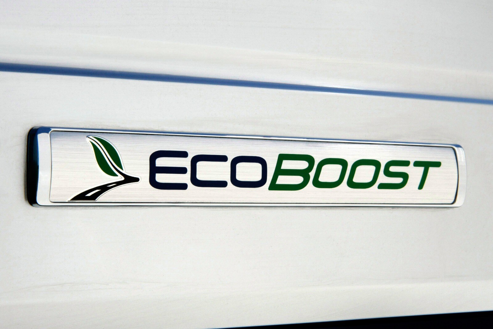 2010 Ford Flex exterior RBDG