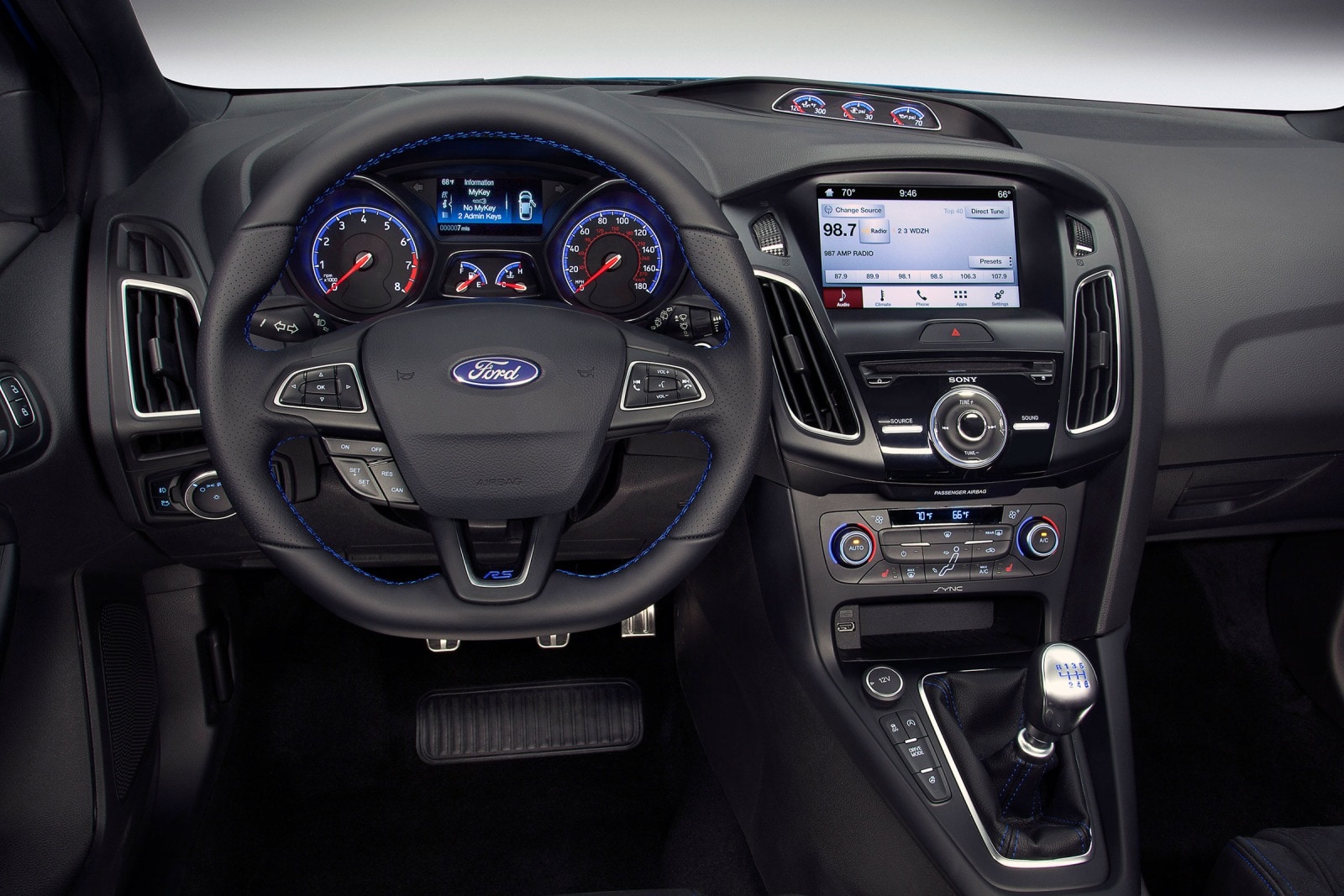 2017 Ford Focus interior I