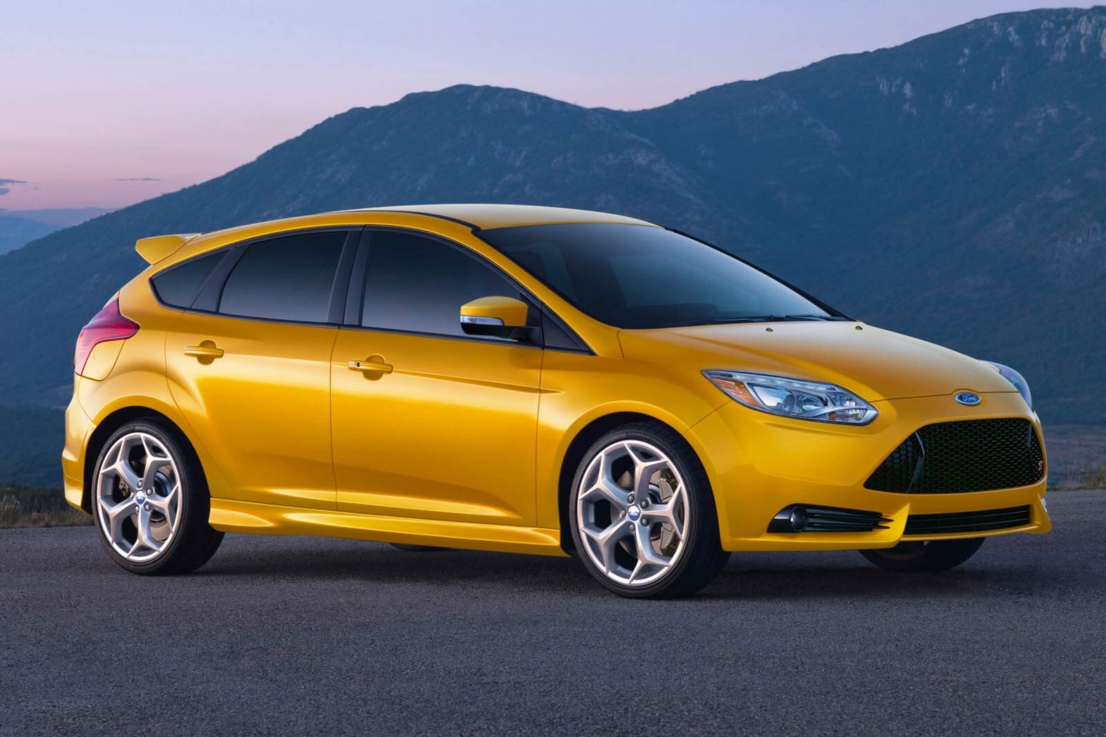 2013 Ford Focus ST exterior F