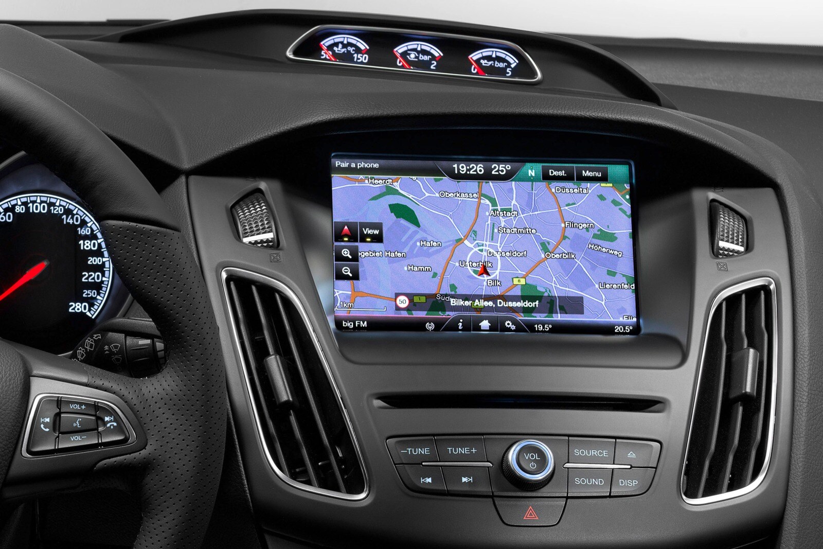 2015 Ford Focus ST interior CC