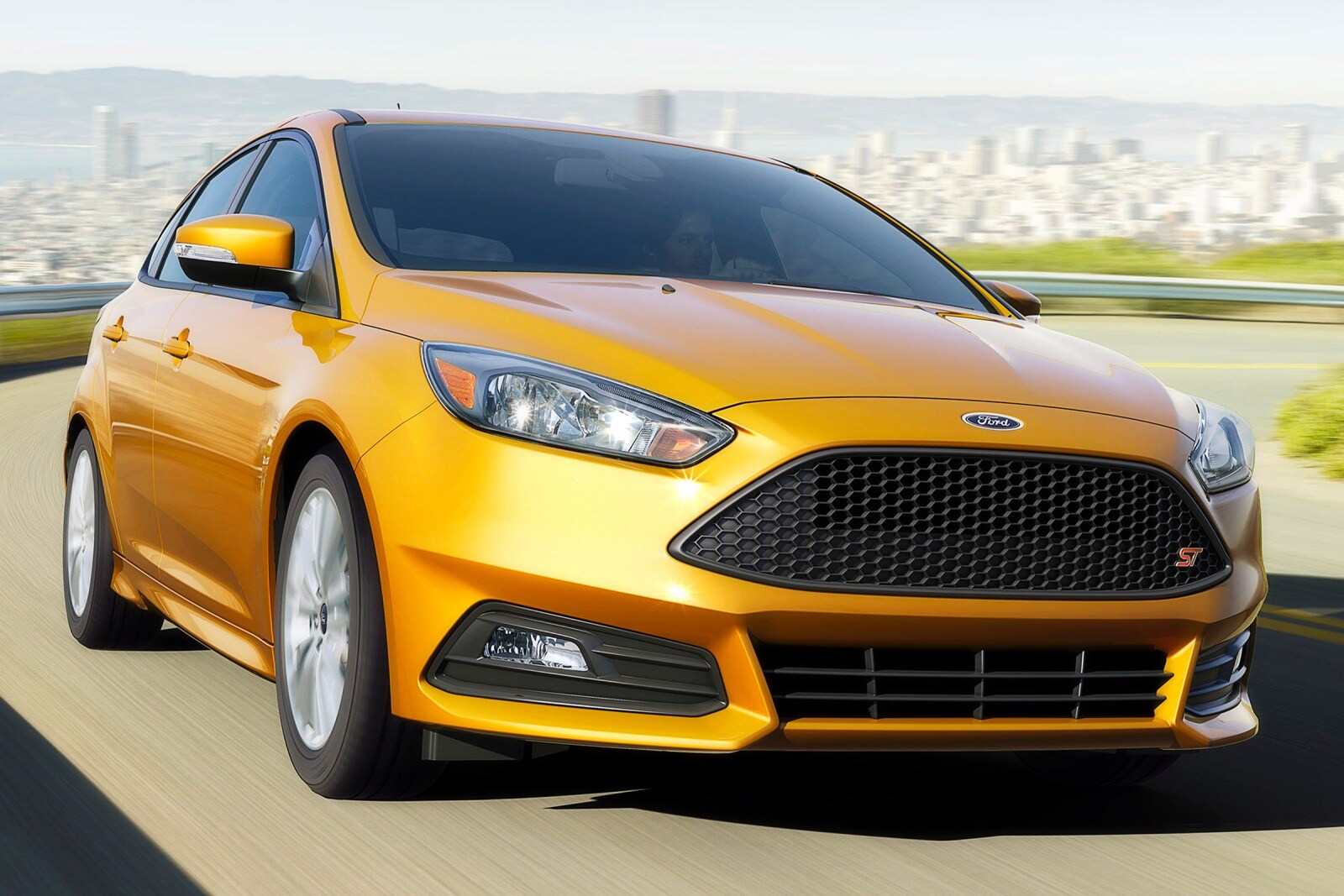 2016 Ford Focus exterior FQ