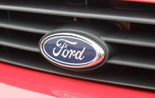 2002 Ford Focus exterior FBDG