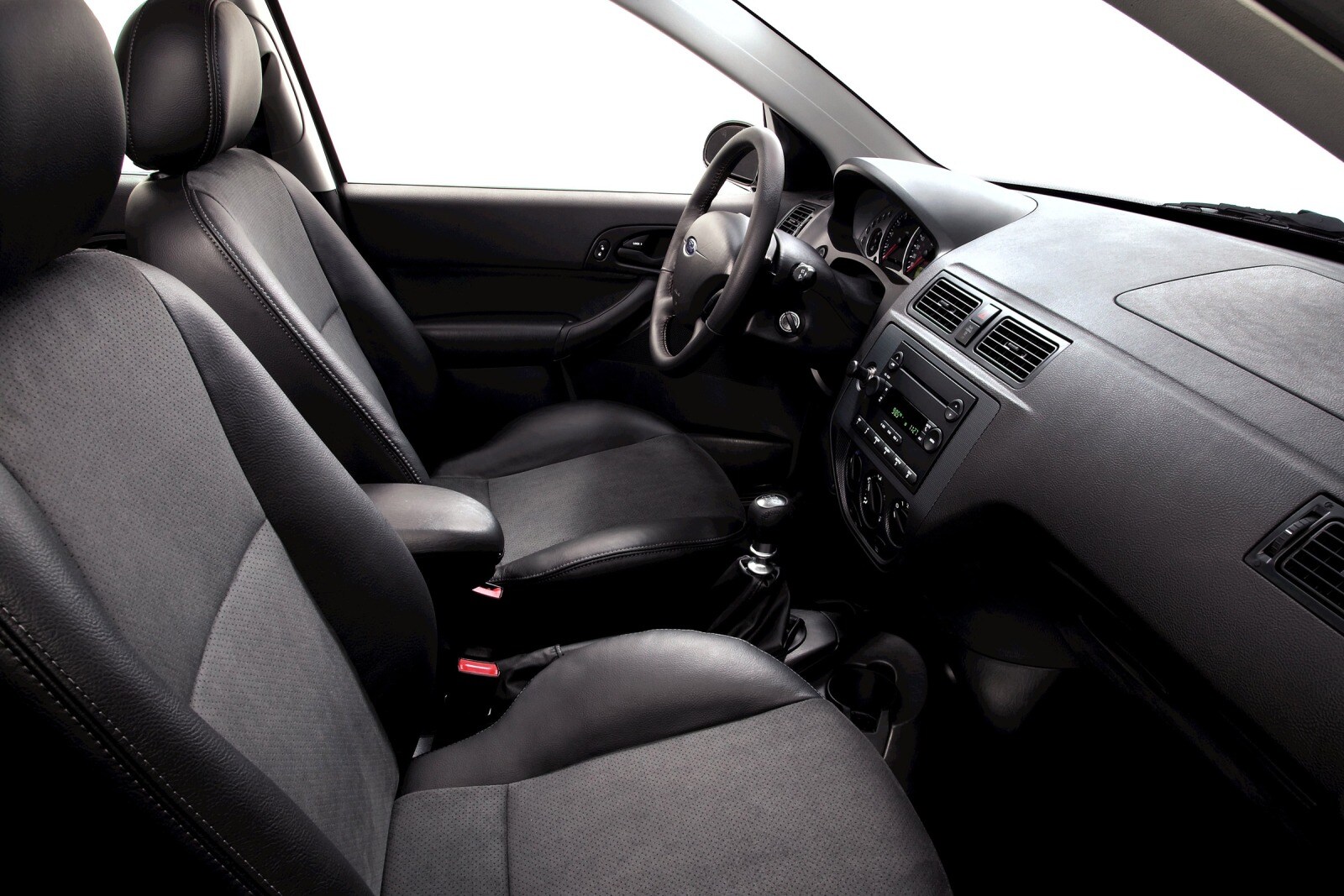 2007 Ford Focus interior I