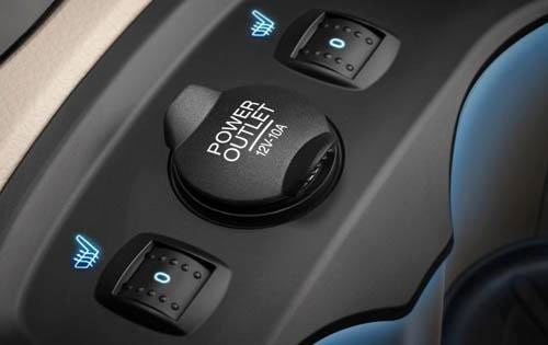 2012 Ford Focus front safety DETAIL