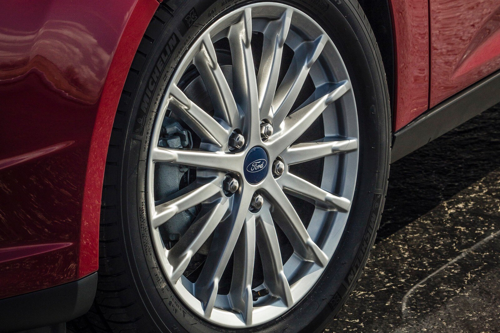 2016 Ford Focus exterior W