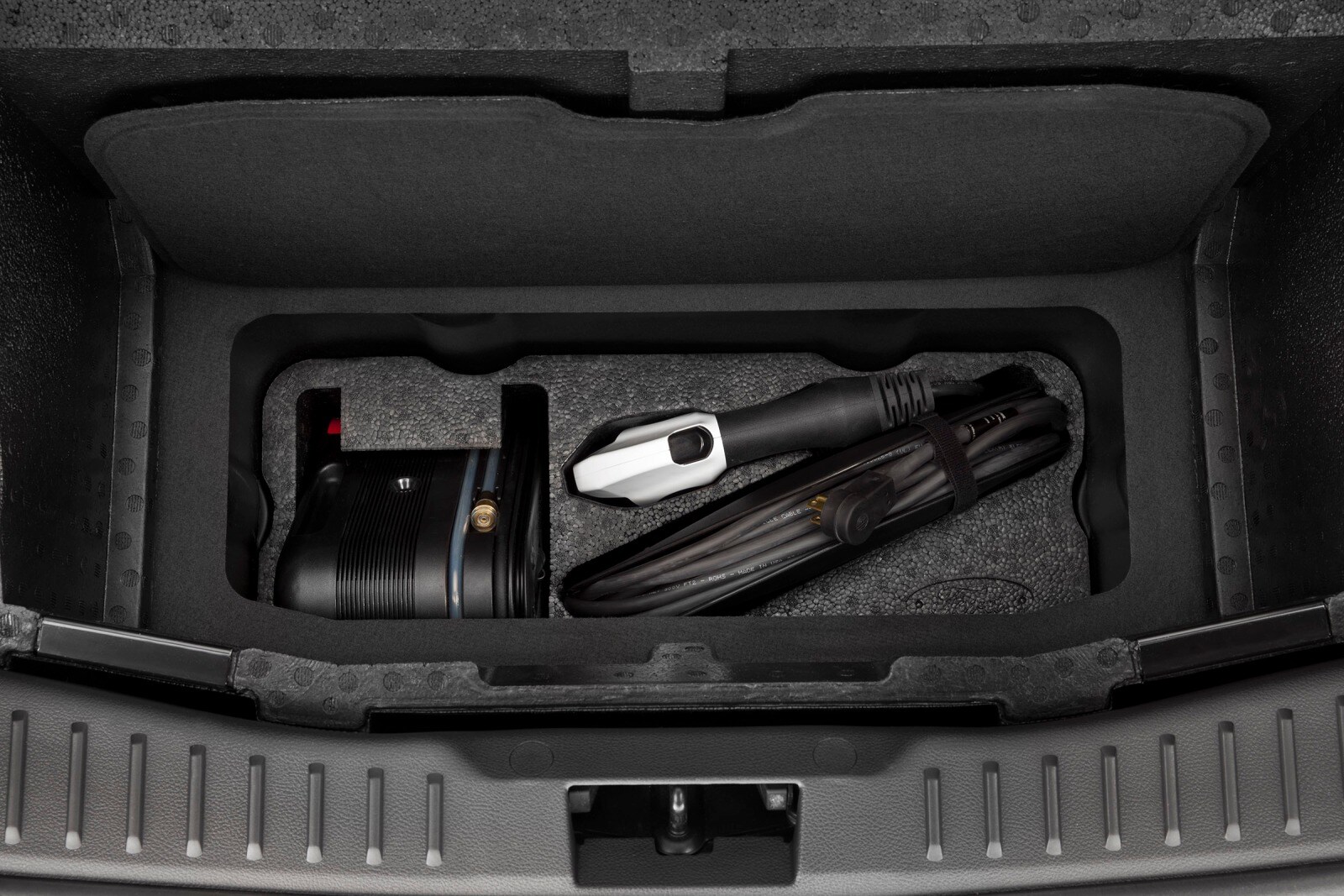 2017 Ford Focus interior DETAIL