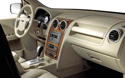 2005 Ford Freestyle interior D
