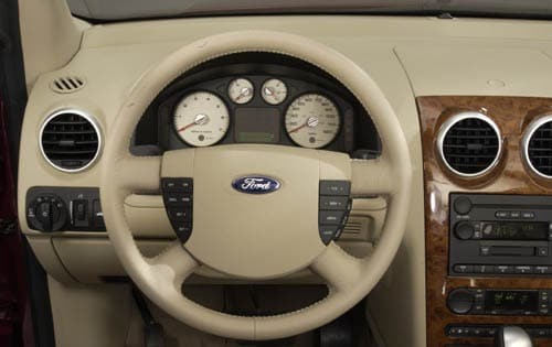 2006 Ford Freestyle interior D