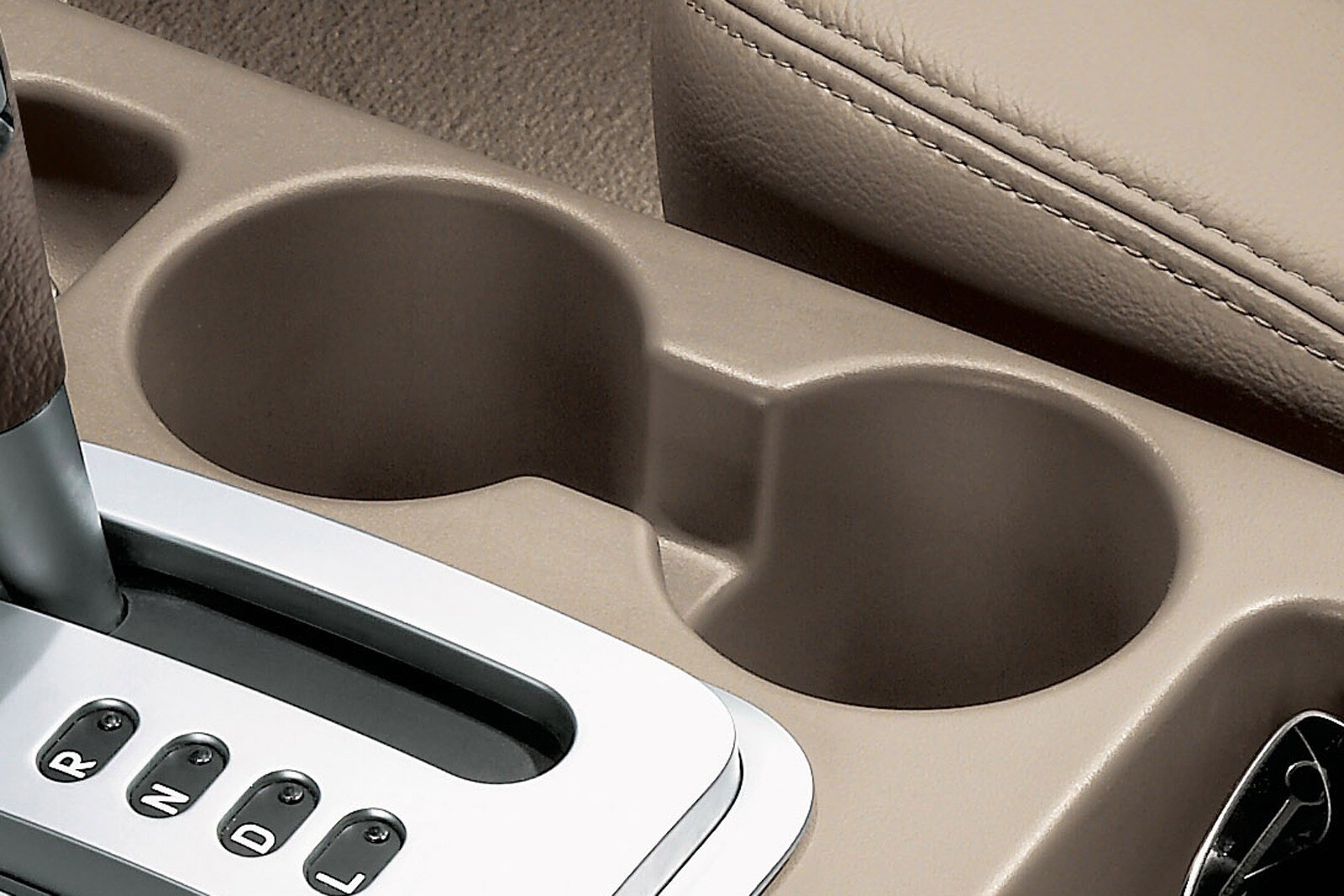 2007 Ford Freestyle interior CUP