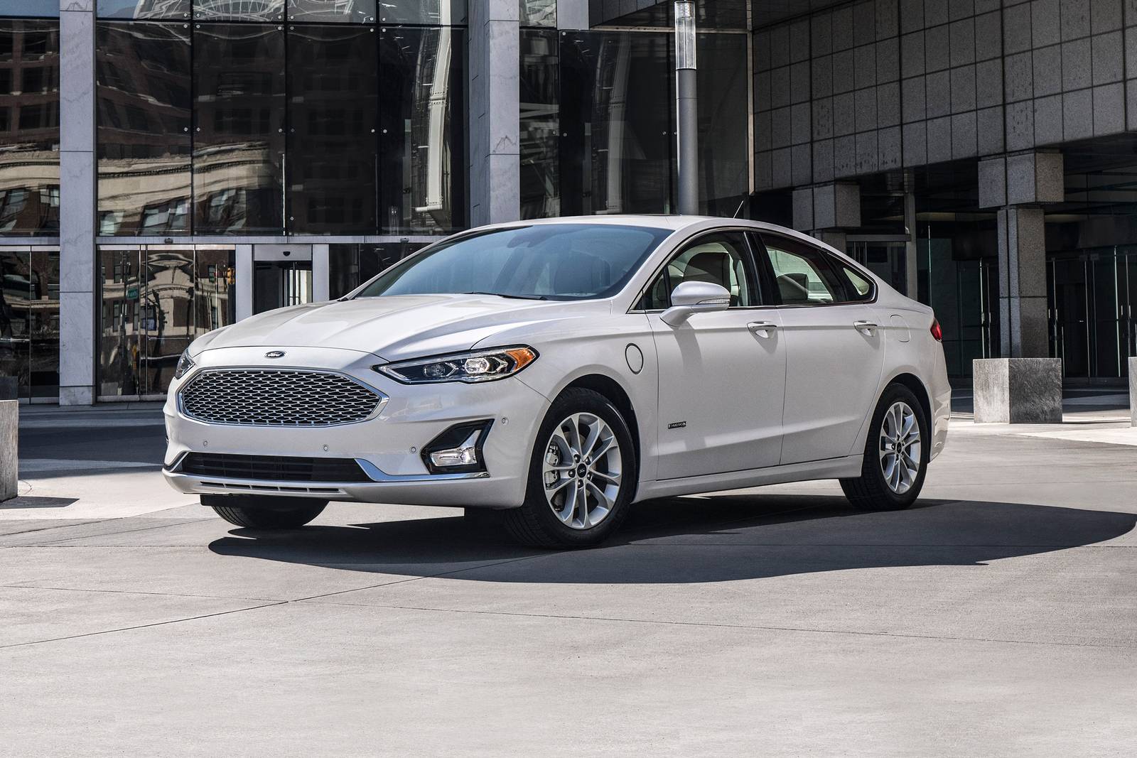 2019 Ford Fusion exterior FQ