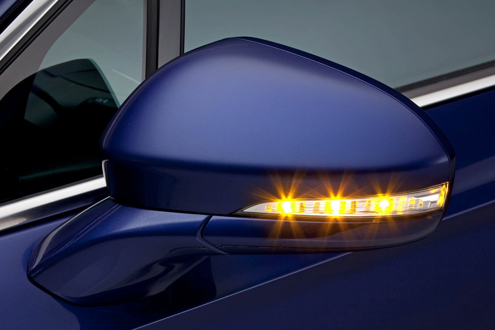 2014 Ford Fusion exterior EXM