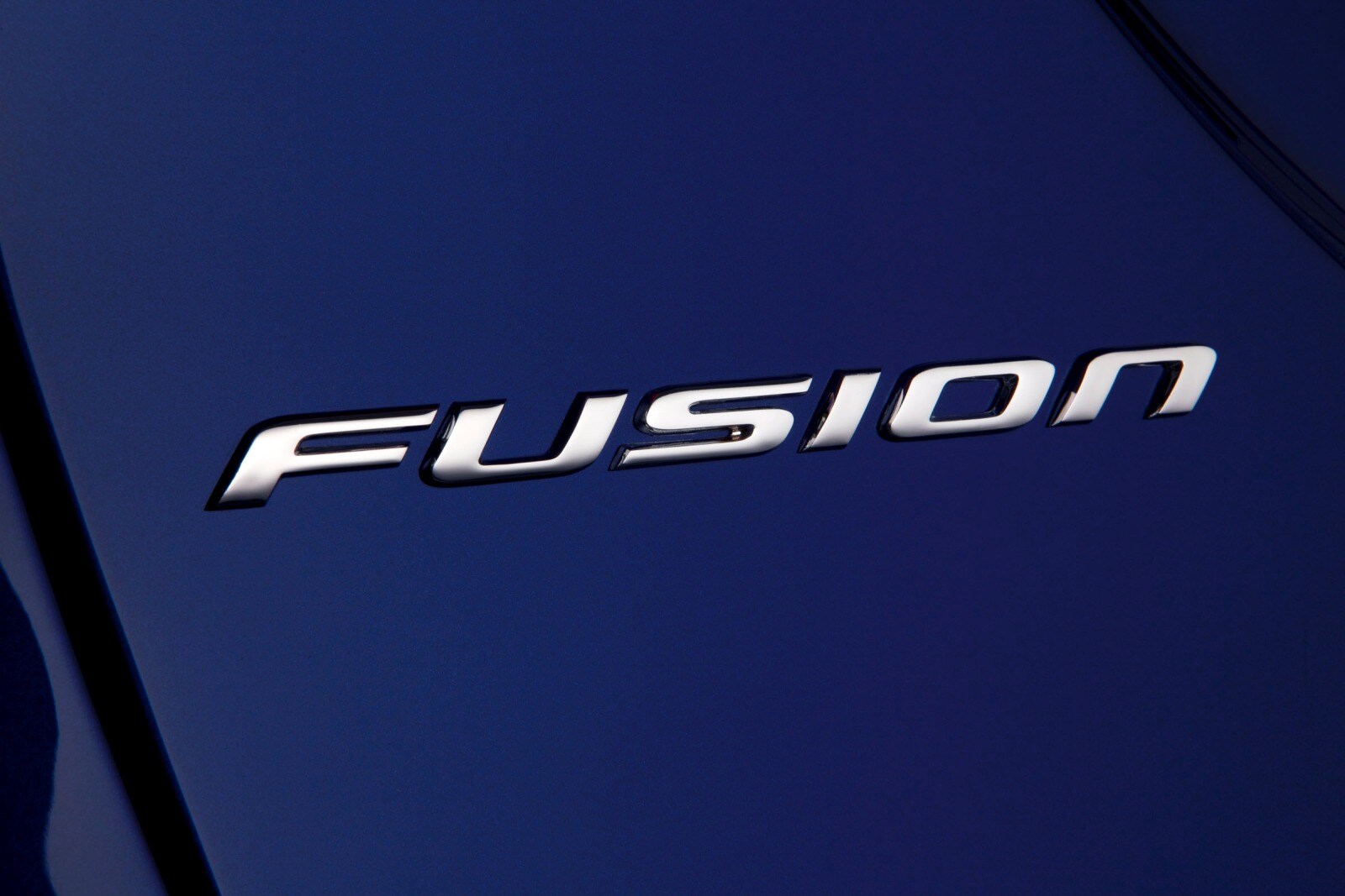 2014 Ford Fusion exterior RBDG