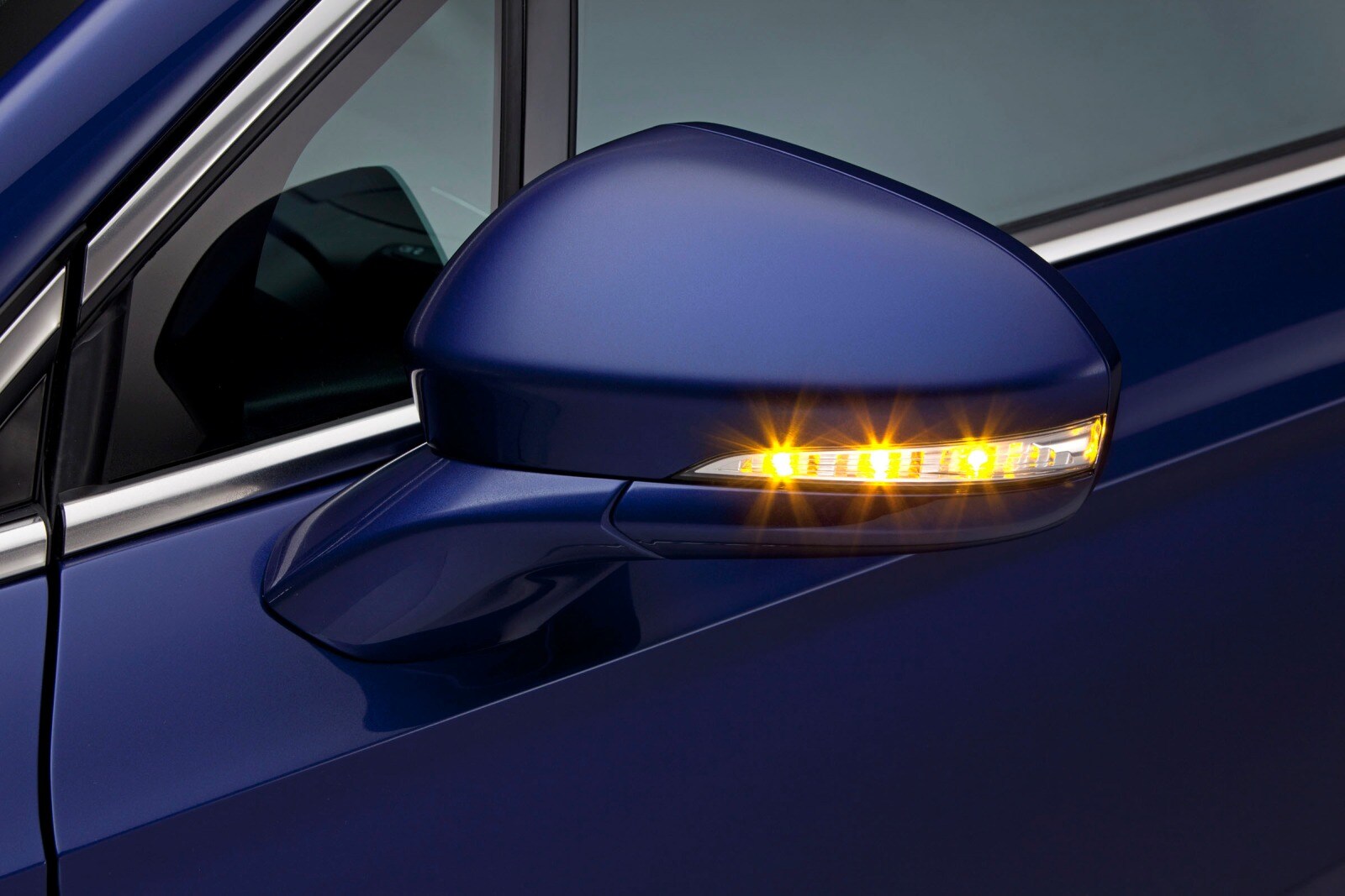 2016 Ford Fusion exterior EDETAIL