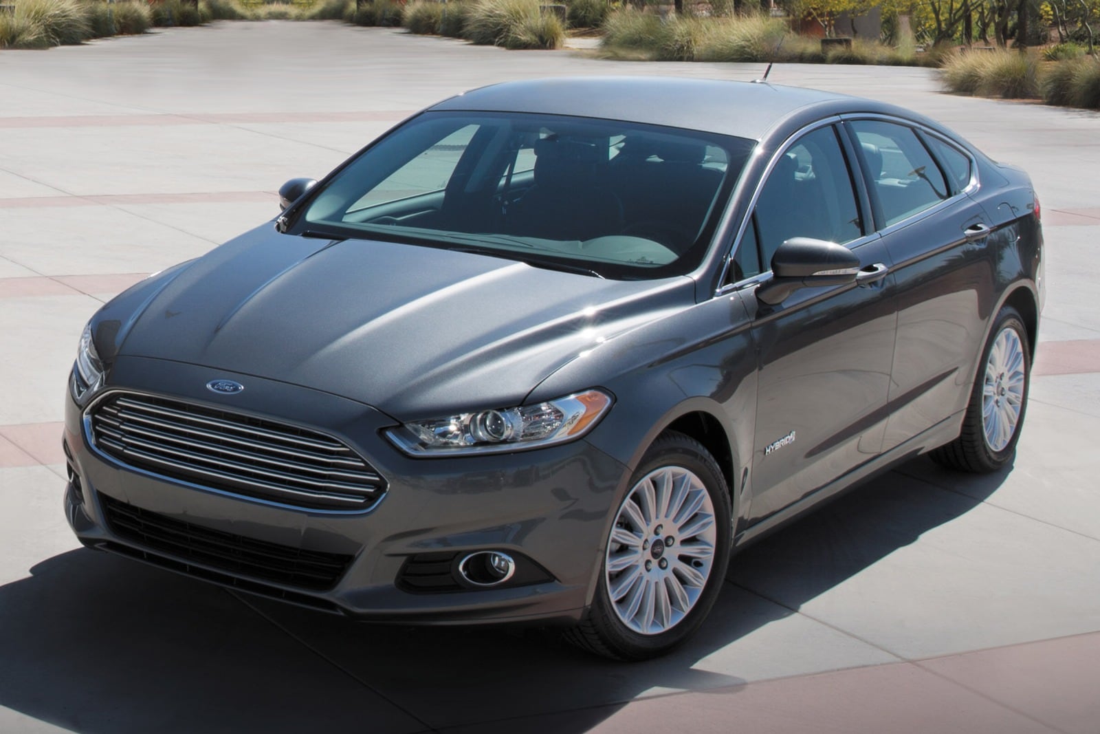 2016 Ford Fusion exterior FQ
