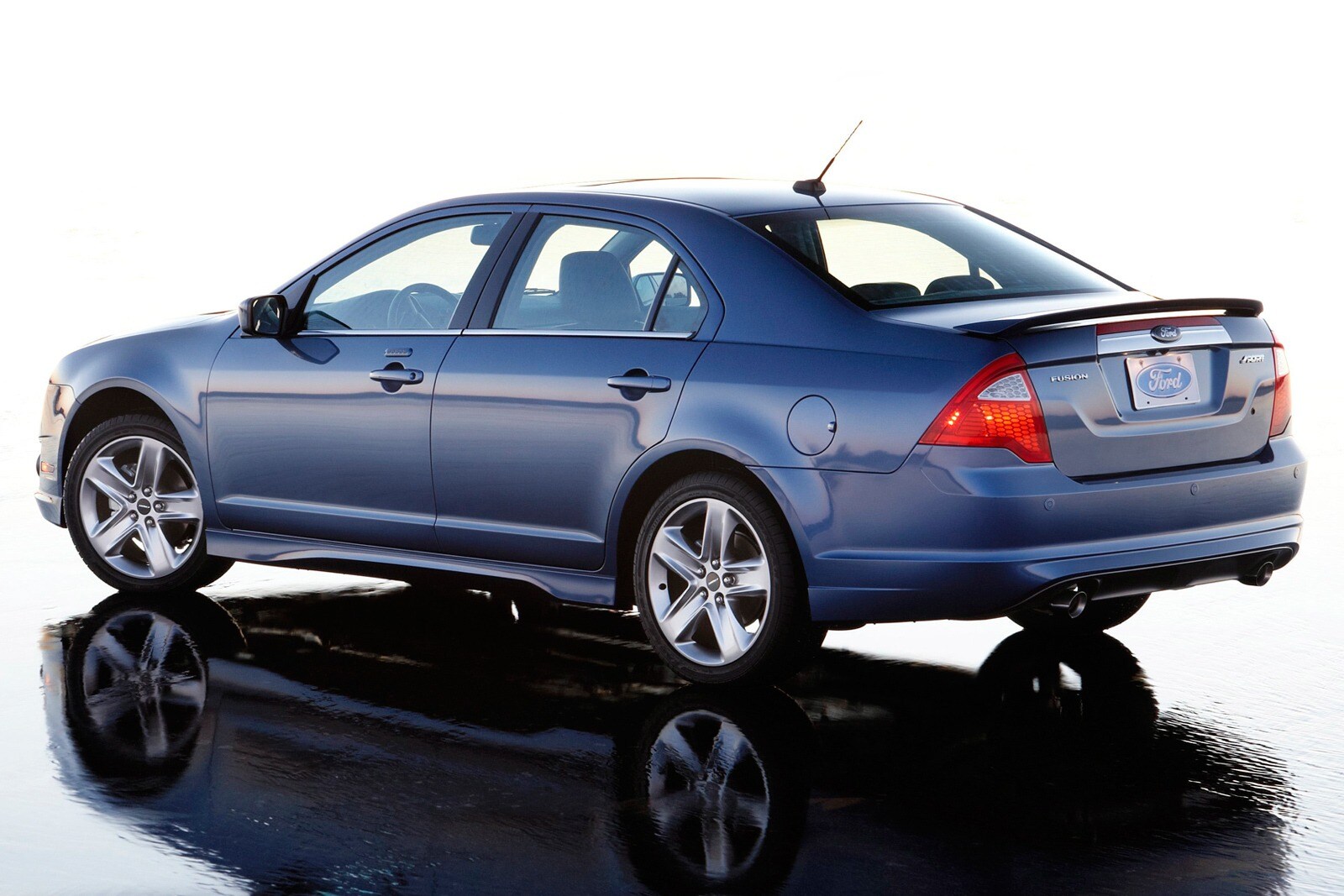 2010 Ford Fusion Hybrid exterior F