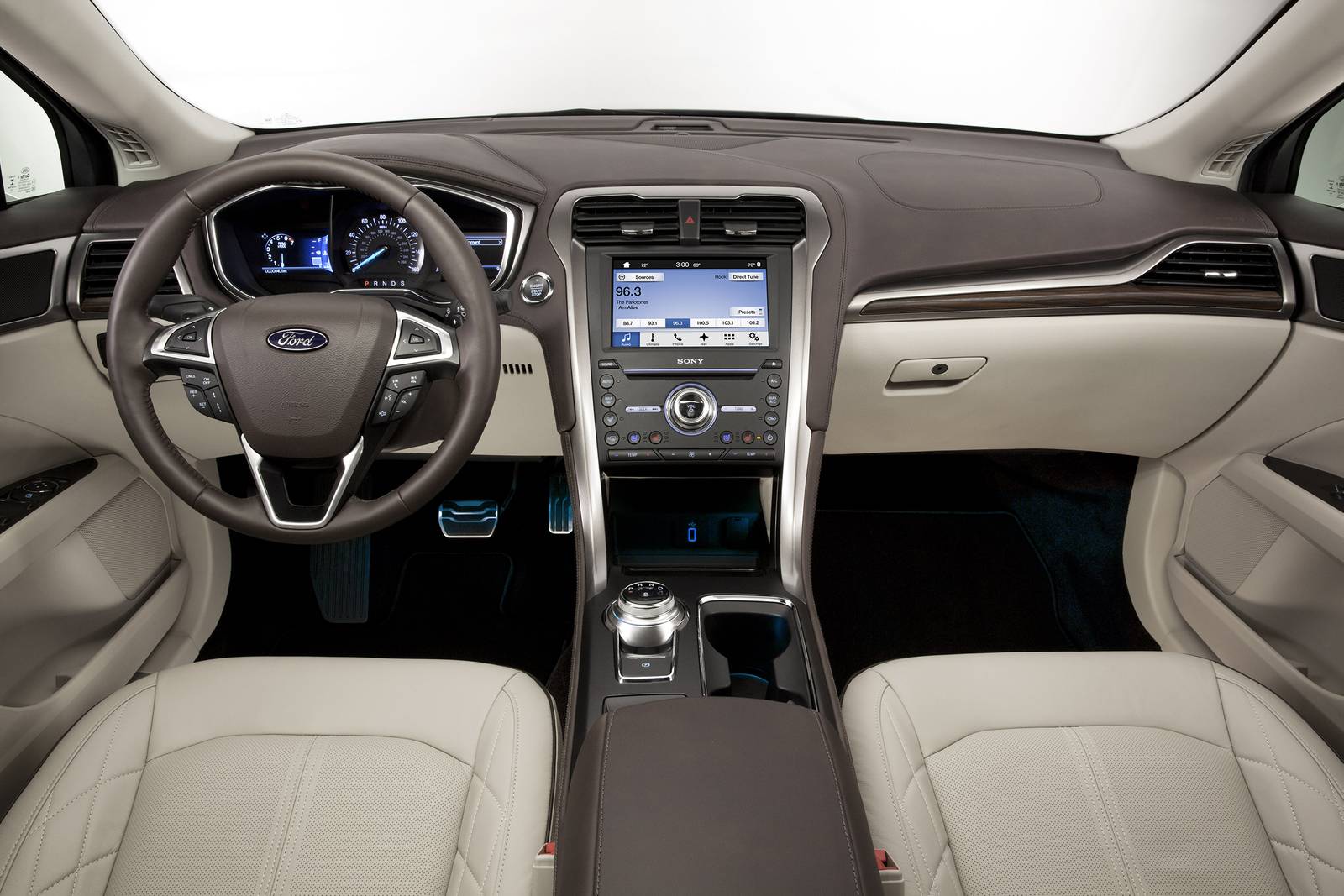 2018 Ford Fusion interior D