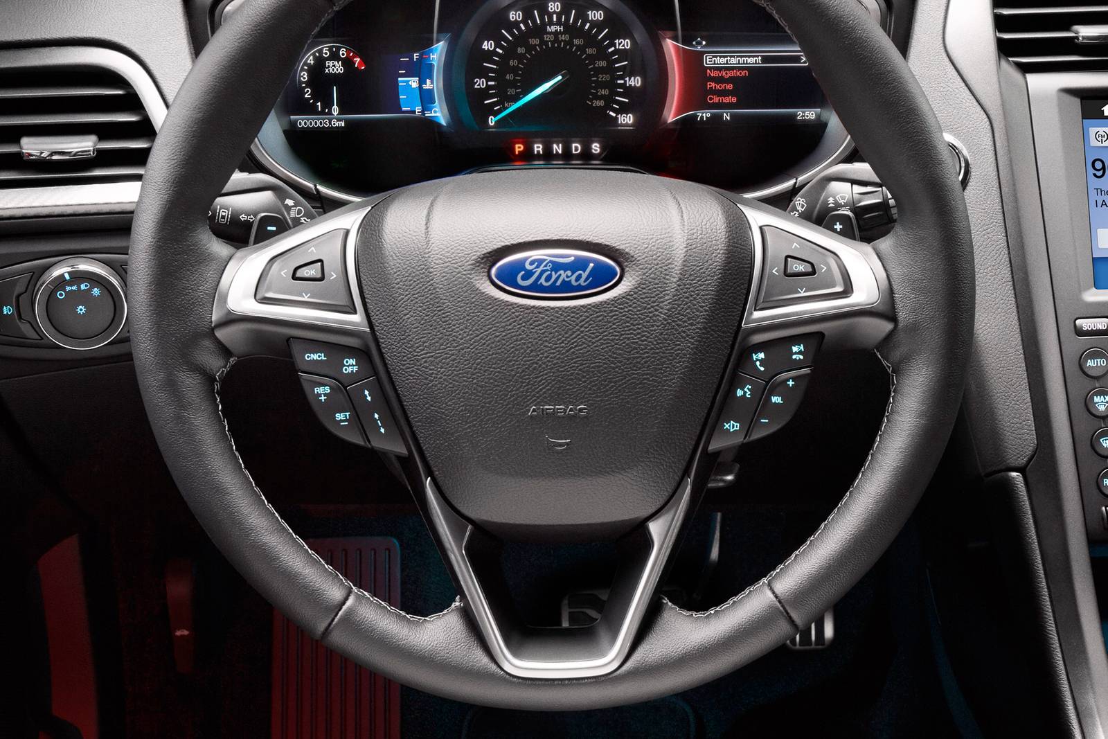 2018 Ford Fusion interior SWD