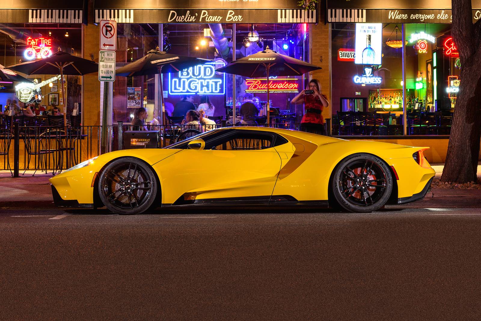 2017 Ford GT Coupe Profile