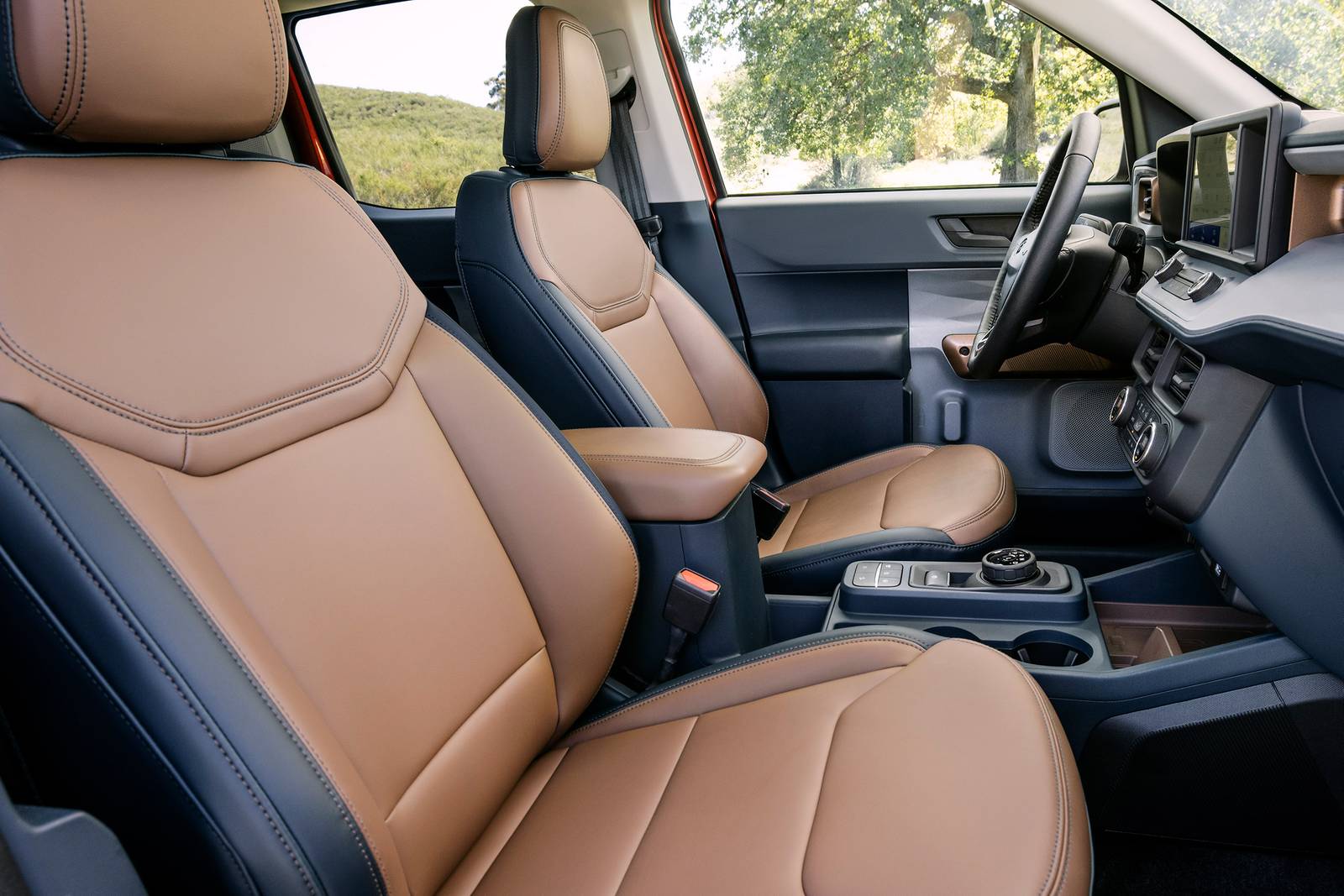 2022 Ford Maverick interior I