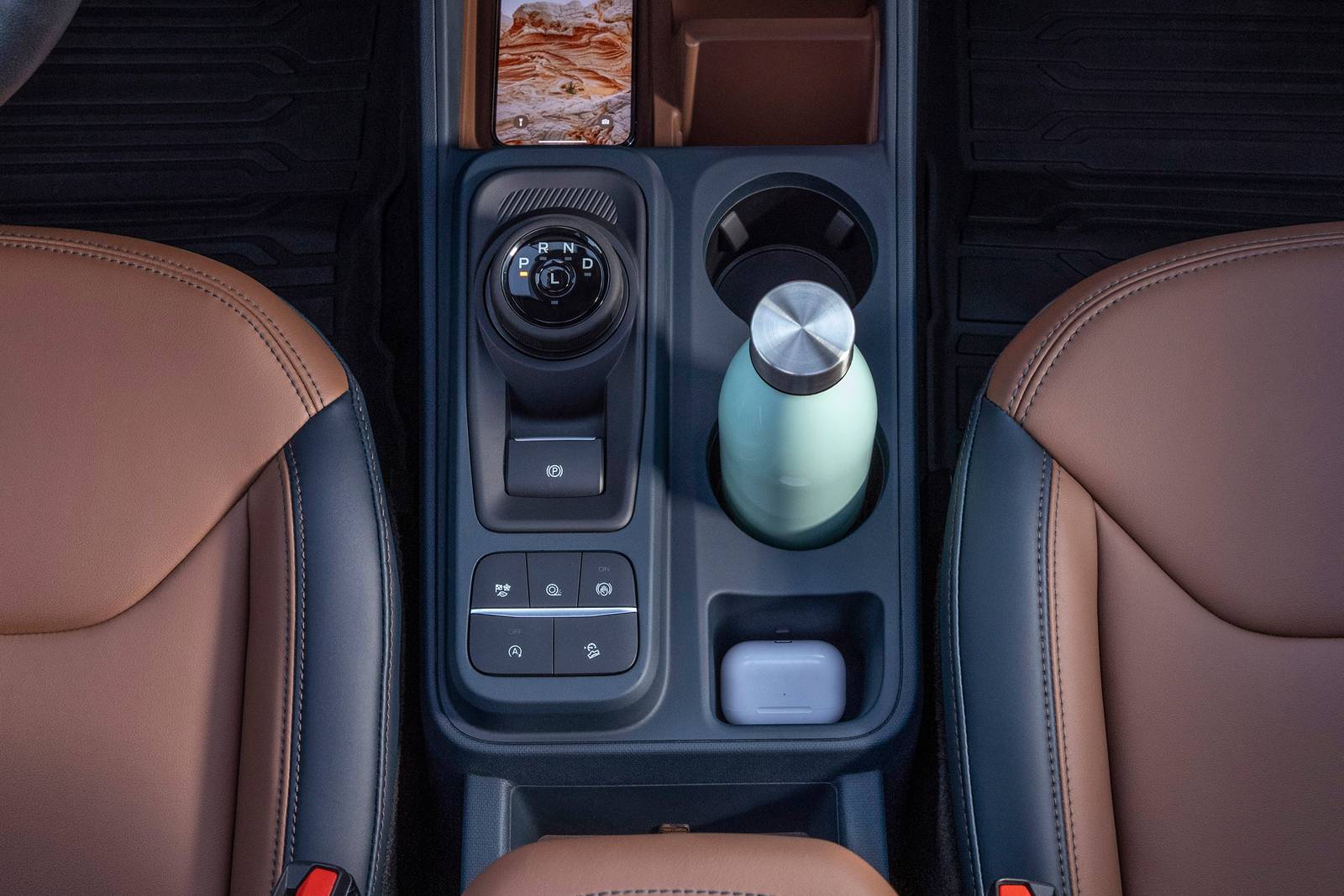 2023 Ford Maverick interior SHF