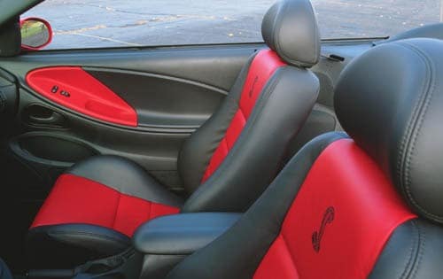 2003 Ford Mustang interior I